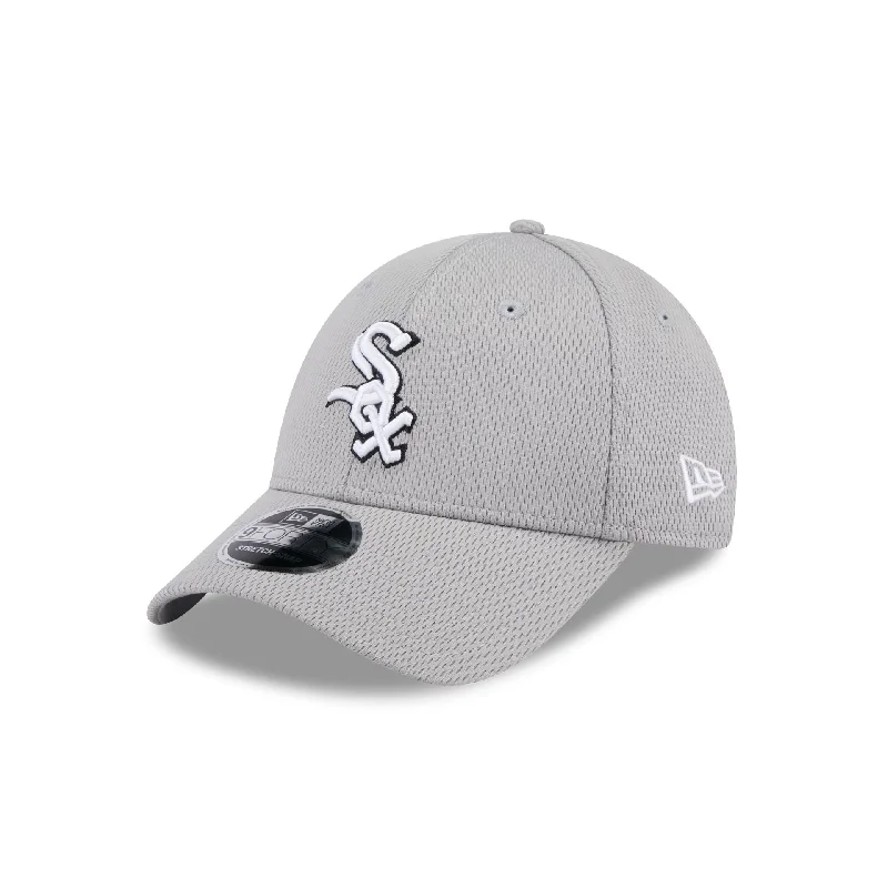 Chicago White Sox Gray 9FORTY Stretch-Snap Hat